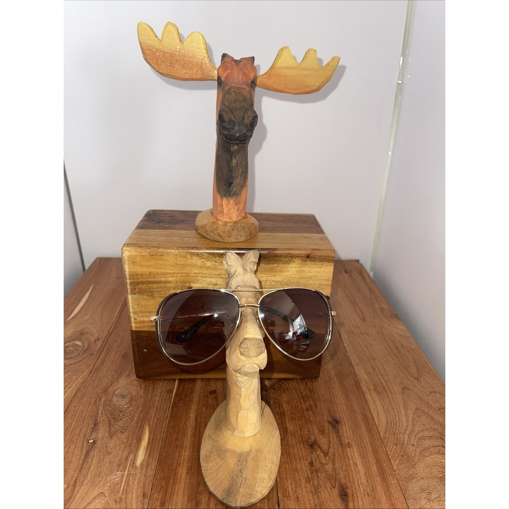 2 Creative Wood Hand Carved Eyeglass Holder Handmade Moose Bear Stand Hunter
